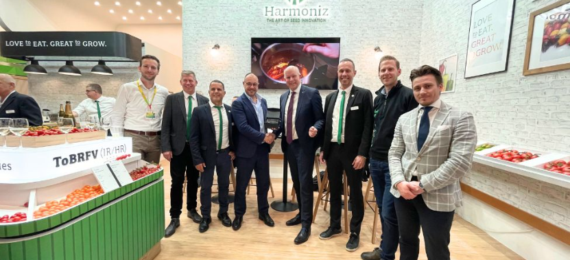 The team at Harmoniz.