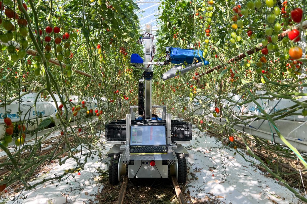 Hightech horticulture inaho machine