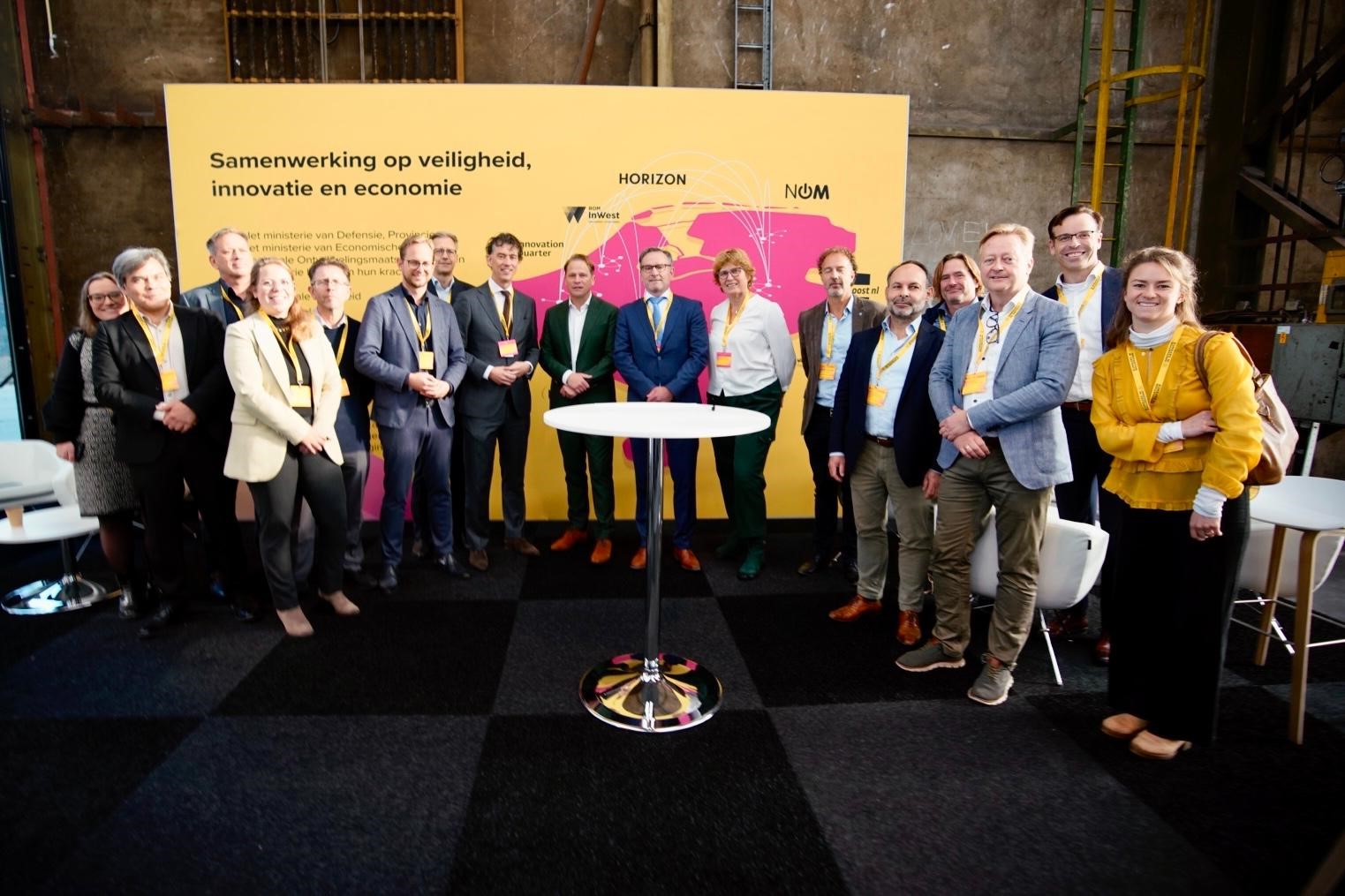 Een groepsfoto van SecFund.