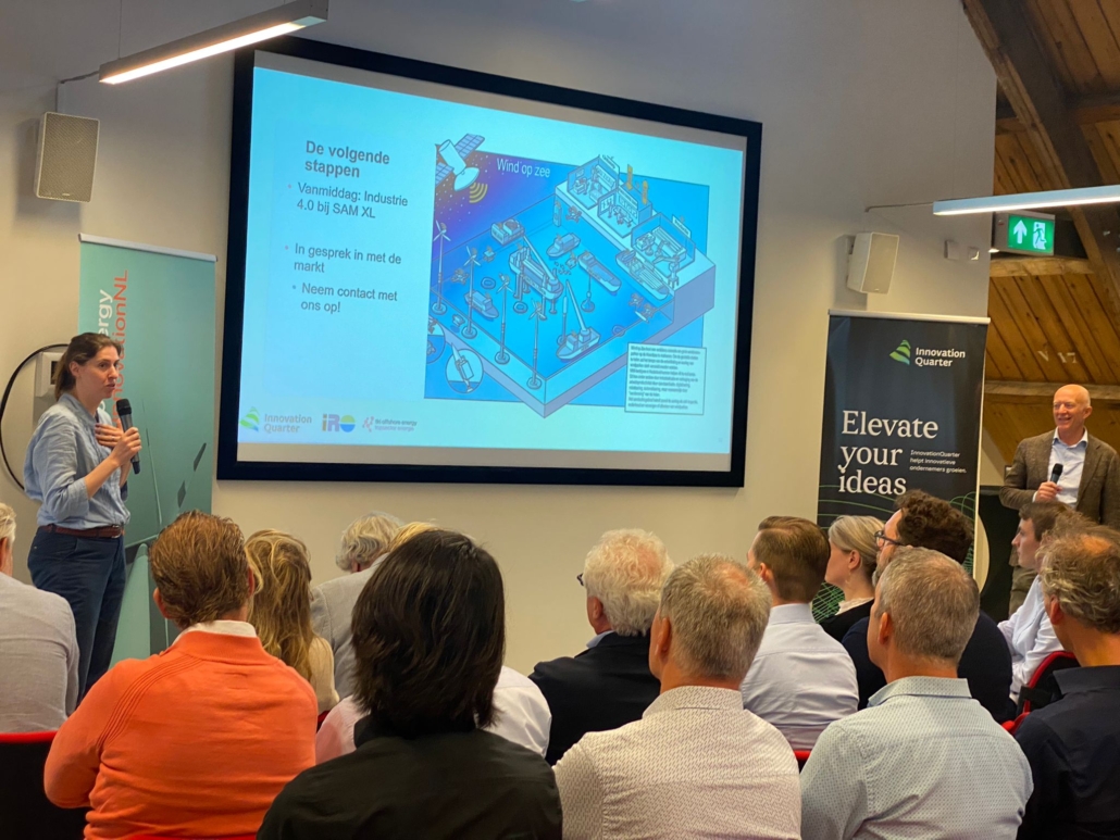 Een presentatie tijdens het 'Elevate your ideas' evenement van InnovationQuarter.